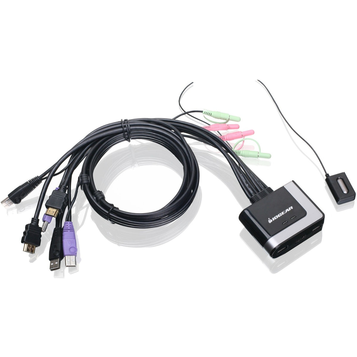 IOGEAR KVM Switch - GCS62HU