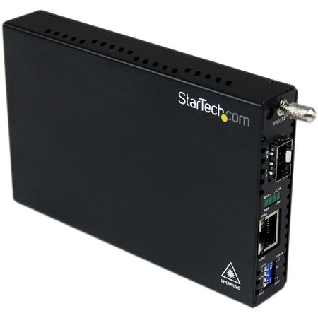 StarTech.com Gigabit Ethernet Fiber Media Converter with Open SFP Slot - ET91000SFP2
