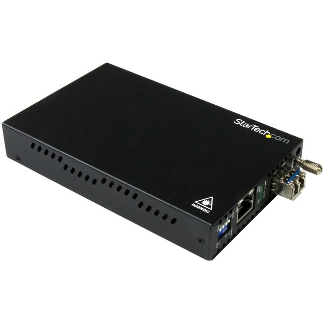 StarTech.com Gigabit Ethernet Copper-to-Fiber Media Converter - SM LC - 10 km - Ethernet Media Converter - GbE Converter - ET91000SM10