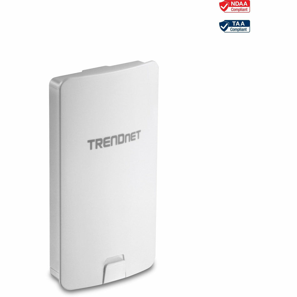 TRENDnet 14 DBI WiFi AC867 Outdoor Directional Poe Access Point; 14 DBI Directional Antennas; for Point-to-Point WiFi Bridging Applications; 5GHz; AC867; TEW-840APBO - TEW-840APBO