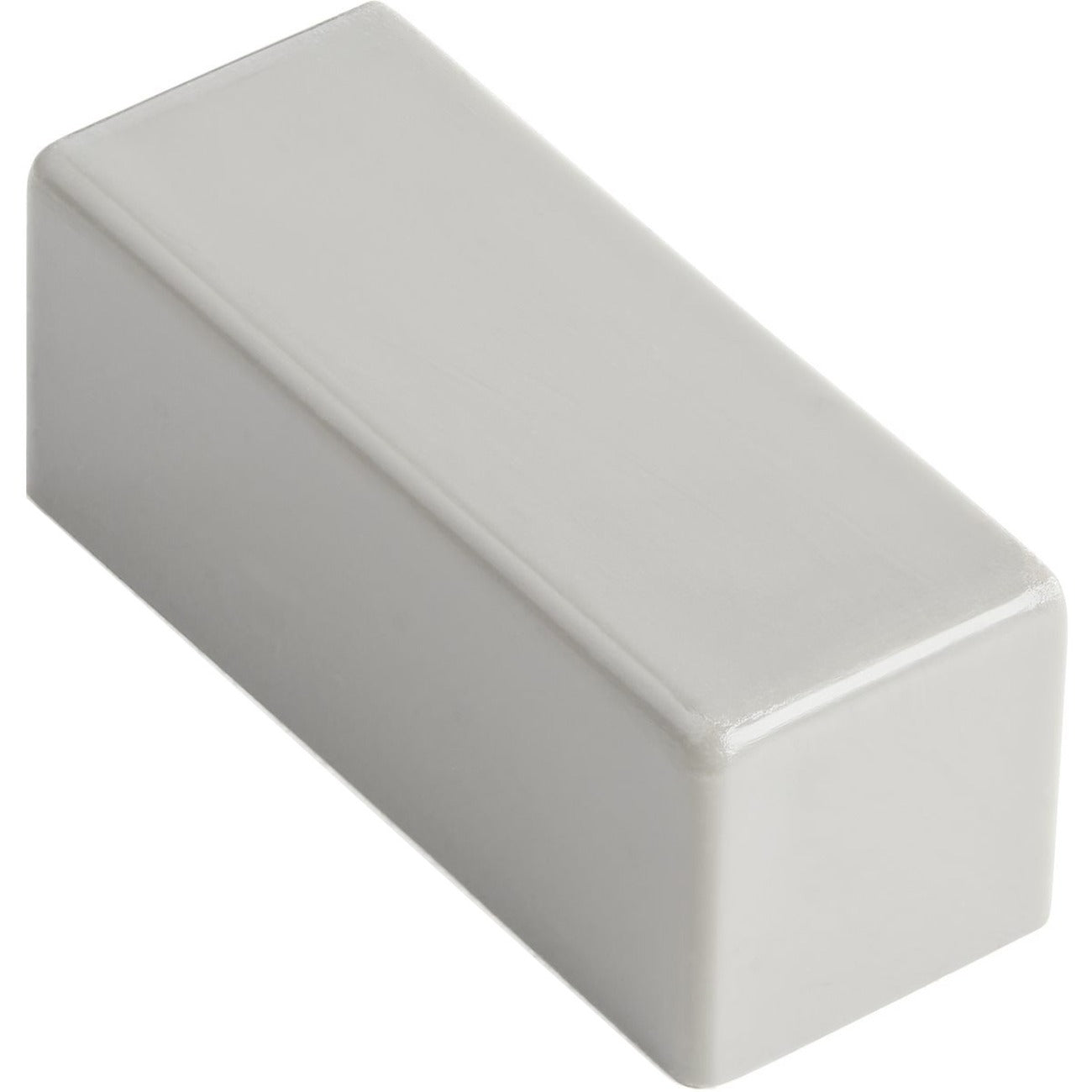 StarTech.com 20 Pack Cable Raceway End Cap for CBMWD3816, Cable Management Accessories, Raceway Fitting End Connectors, End Piece, UL, TAA - CBMWD3816E