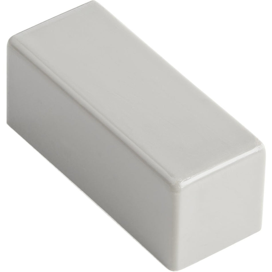 StarTech.com 20 Pack Cable Raceway End Cap for CBMWD3816, Cable Management Accessories, Raceway Fitting End Connectors, End Piece, UL, TAA - CBMWD3816E