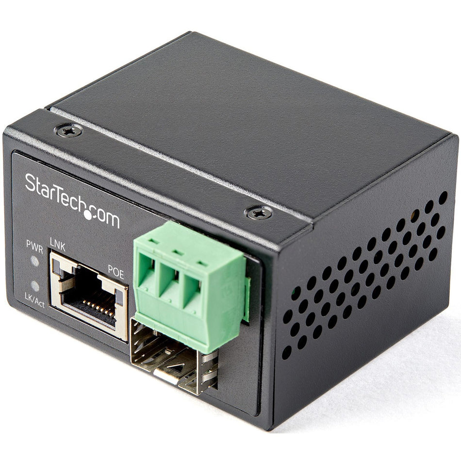 StarTech.com PoE+ Industrial Fiber to Ethernet Media Converter 30W - SFP to RJ45 - SM/MM Fiber to Gigabit Copper Mini Size IP-30 - IMC1GSFP30W