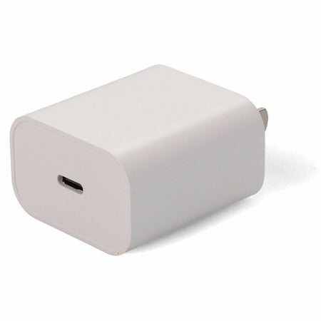 AddOn Wall Plug to USB C 3.1 5V at 3A, 9V at 2.22A, or 12V at 1.67A 20W total for US White - USAC2USBC20WW